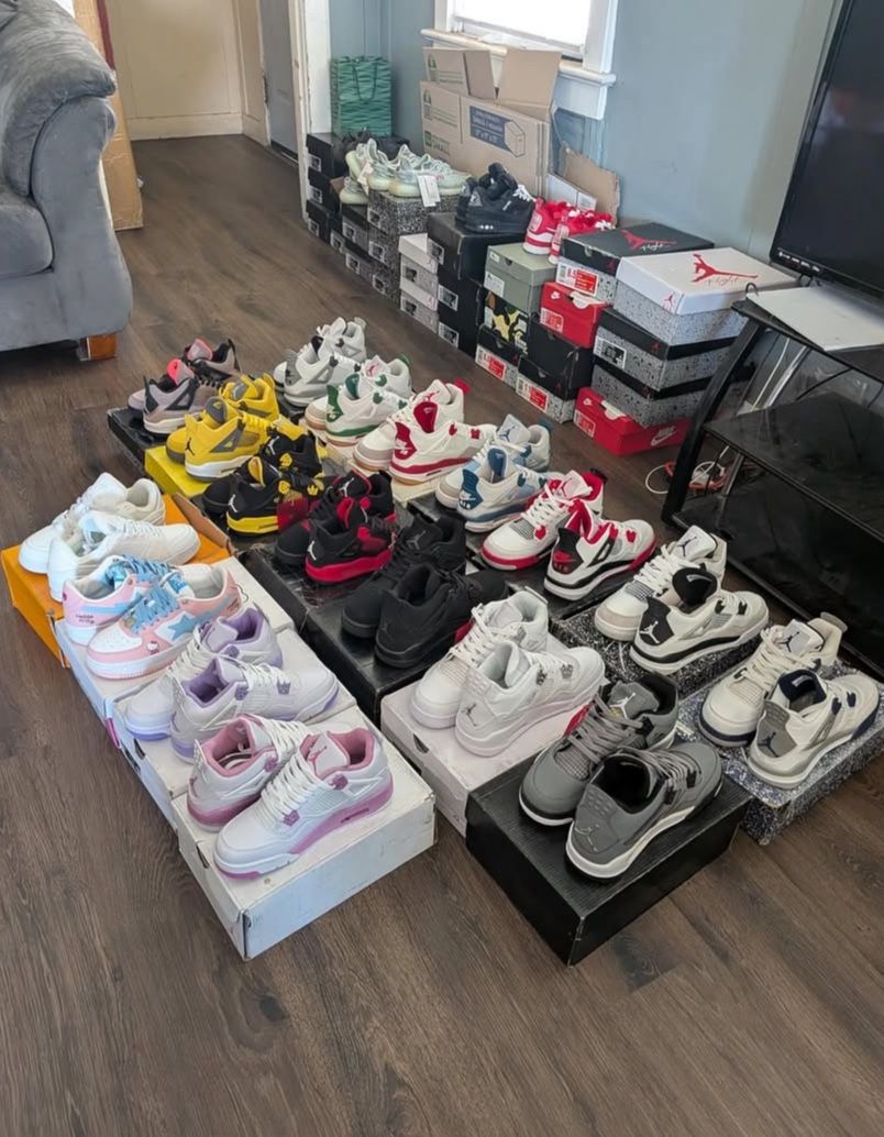 JORDAN 4s FOR SALE
