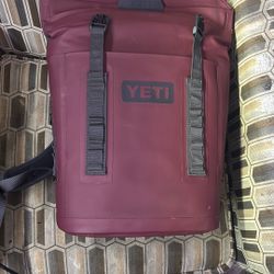 Yeti Backpack Cooler Great Condition 