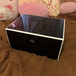 Black and white makeup case