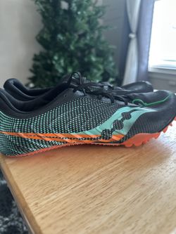 Saucony Track Shoes Size 9.5