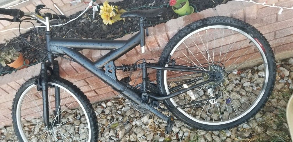 Black Mountain Bike