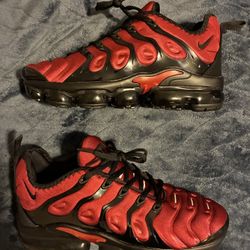 Vapor Max Nike Shoes For Sale Size 10 120$