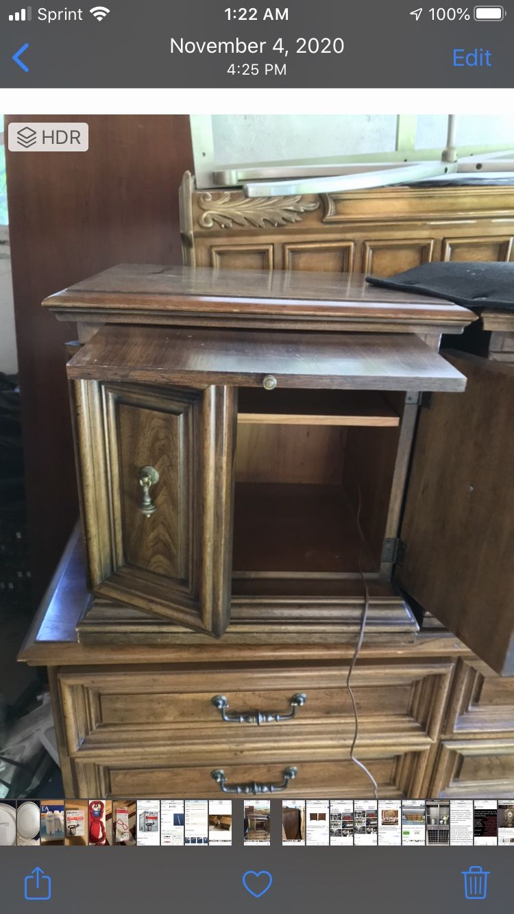 Henredon Mirror, Dresser One End Table 