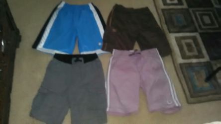 (4) pairs of boy's shorts size 8