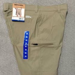 NEW w/ TAGS Men’s EDDIE BAUER Tech Shorts Size 36