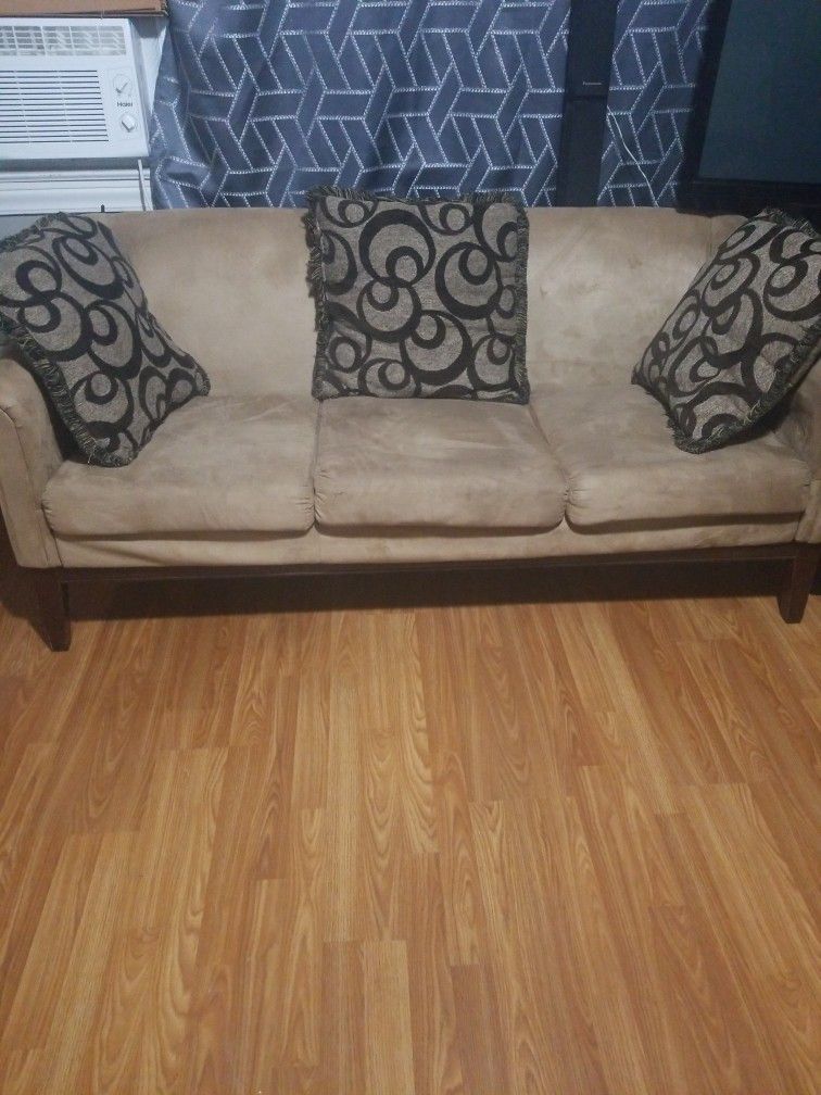 Couch Marront