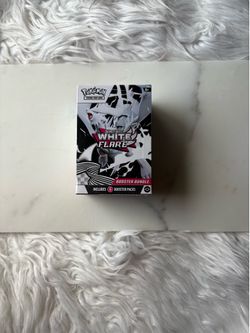 Pokemon Scarlet and Violet White Flare Booster Bundle