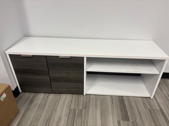 Filing shelf