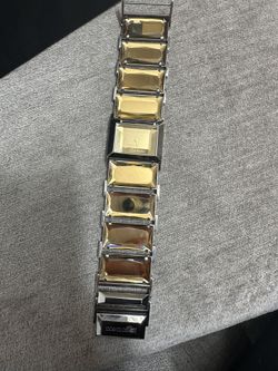 NIB 100%authentic Women’s Roberto Cavalli Watch 