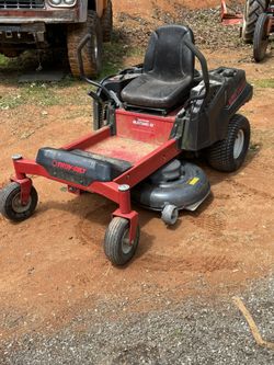 2017 Troy Bilt Mustang 42” Cut