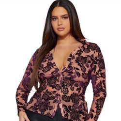 Size 3X Fashion Nova Whimsigoth Burnout Top