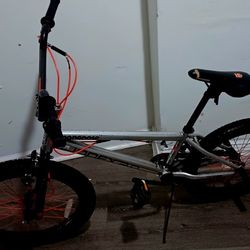 Mongoose Index 2.0 Freestyle BMX Bike 20in
