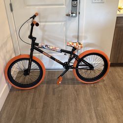 ELITE BMX  ELITE BMX STEALTH BMX BIKE 20” bike brand new