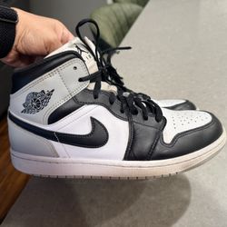 Nike Air Jordan 1 Mid Size 8