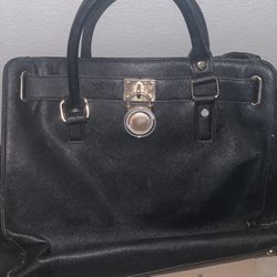Black Purse