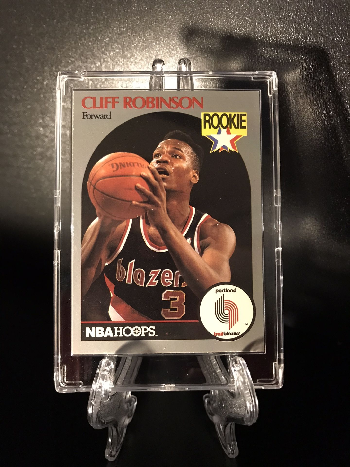 1990 91 NBA Hoops Cliff Robinson Rookie Basketball Card #250