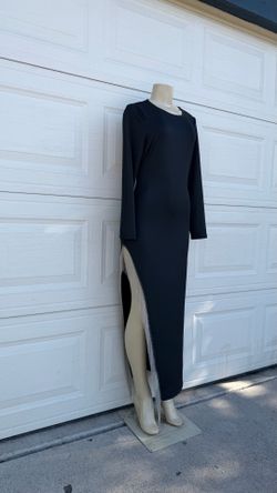 Long dress size medium $8 pick up only bonanza and lamb