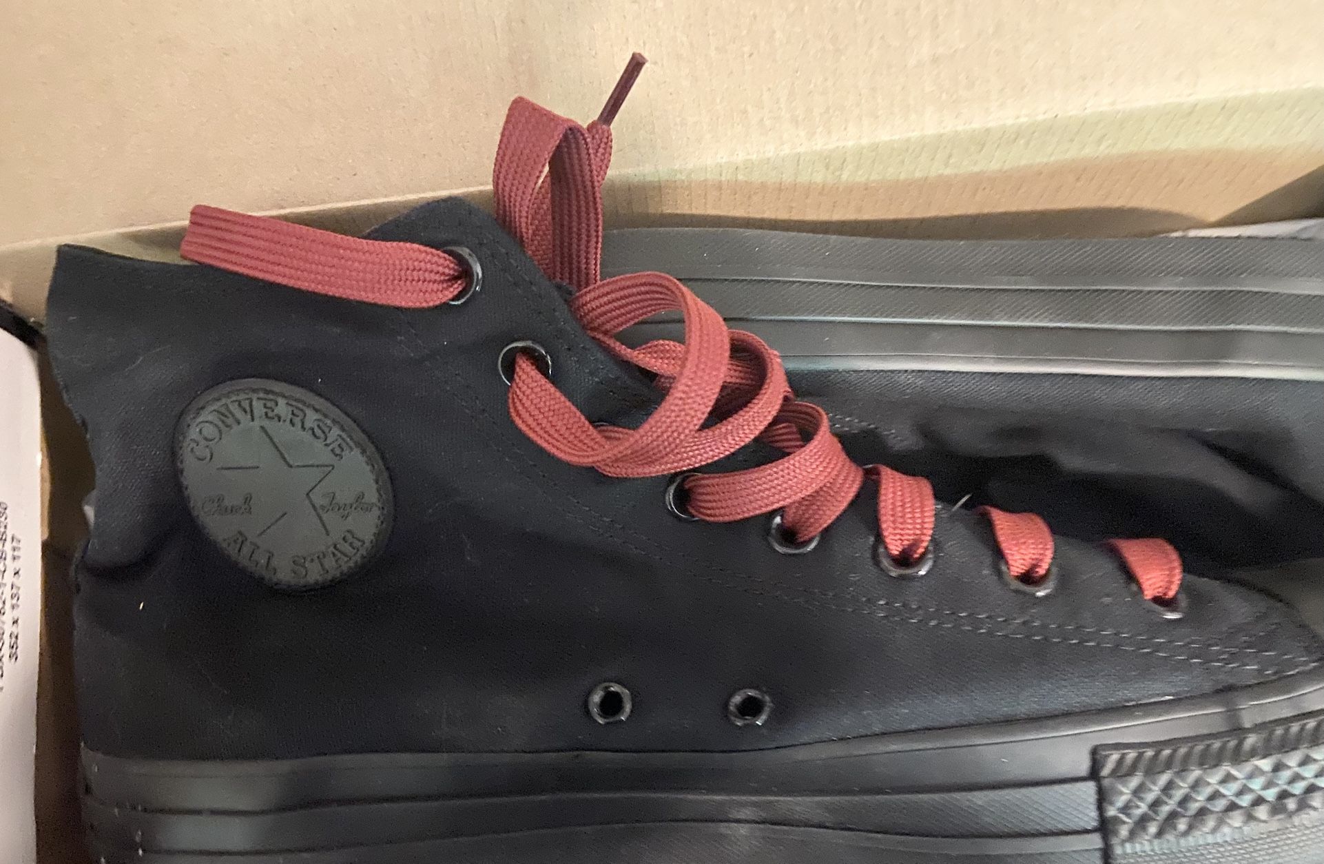 Converse Chuck Taylor’s Black On Black