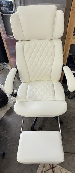 White faux leather office chair