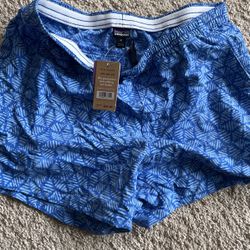 NWT Patagonia W Baggies, Size Med