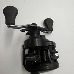 Daiwa Legalis LT 2500D-XH Spinning Reel High Speed Retrieve Used