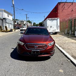 2015 Ford Taurus