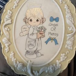 VTG 1994 Enesco Precious Moments Nurse “Angel of Mercy” Collectible Plaque Decor 4”H 
