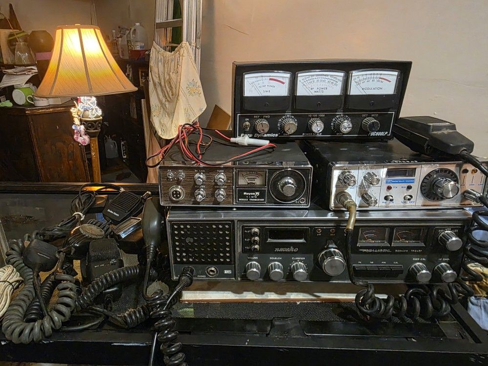 Vintage Cbs and LARGE Antenna