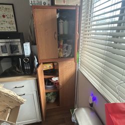 Tall Kitchen Cabinet With 5 Levels Of Storage 