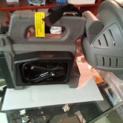 Car Starter And Jumbo Flash Light