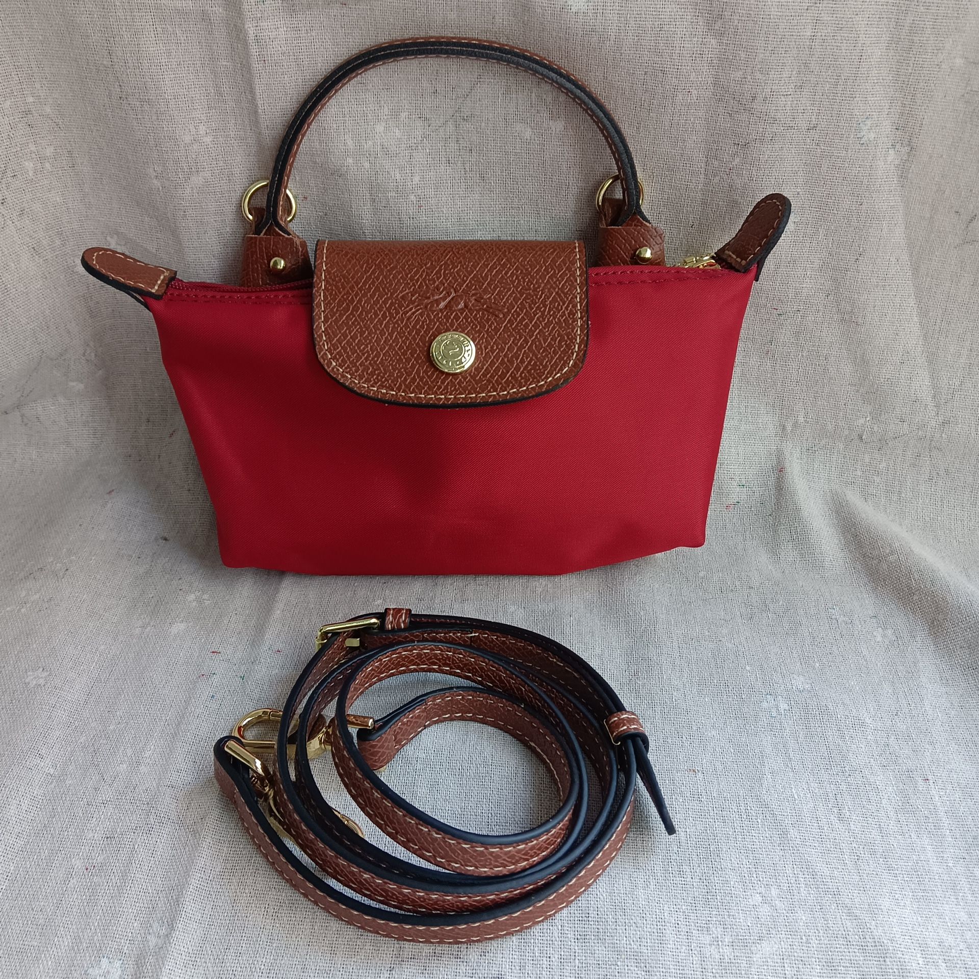 Longchamp Le Pliage Clutch Red