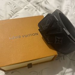 Louis Vuitton belt