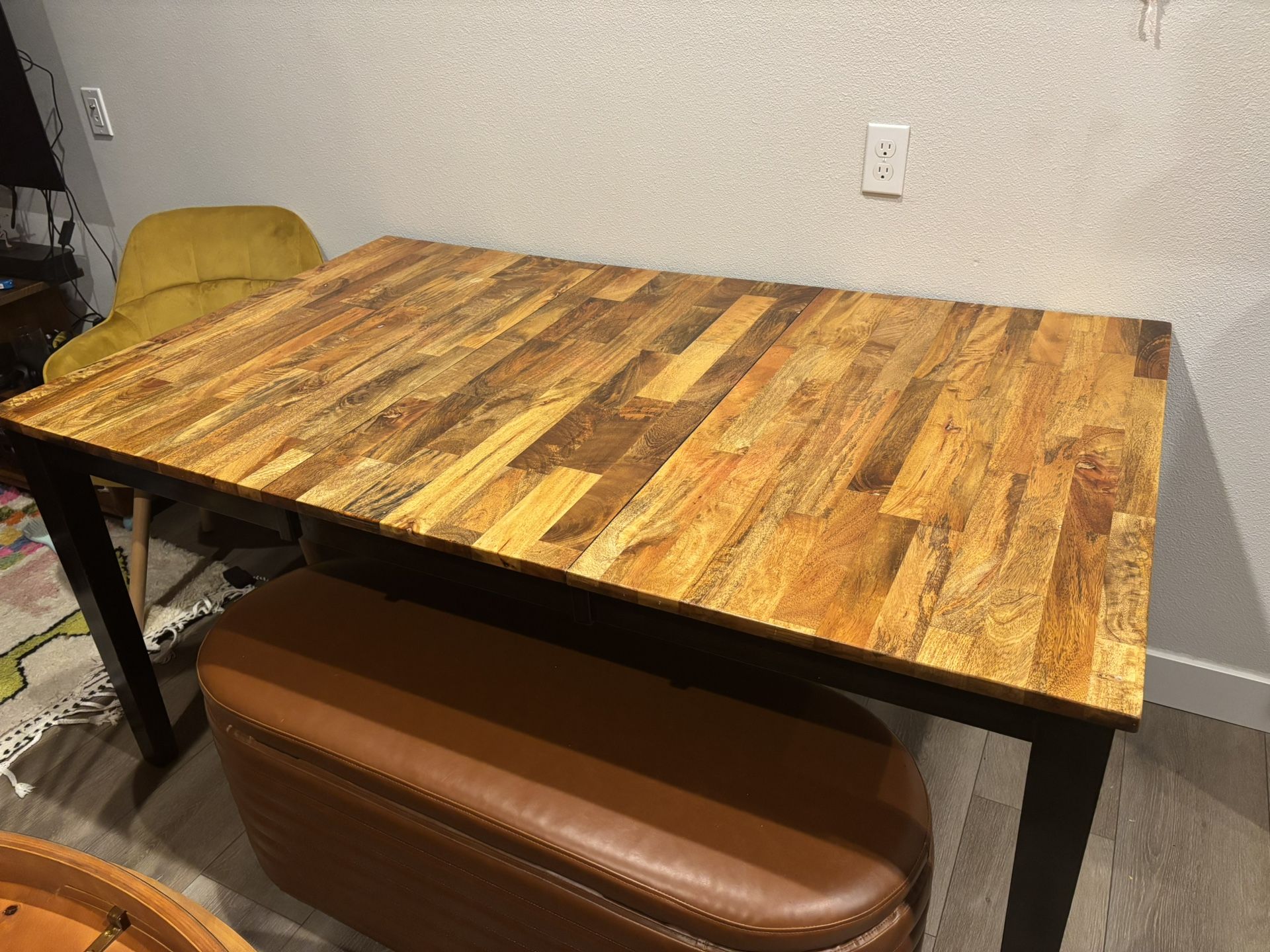 Extendable Wood Table