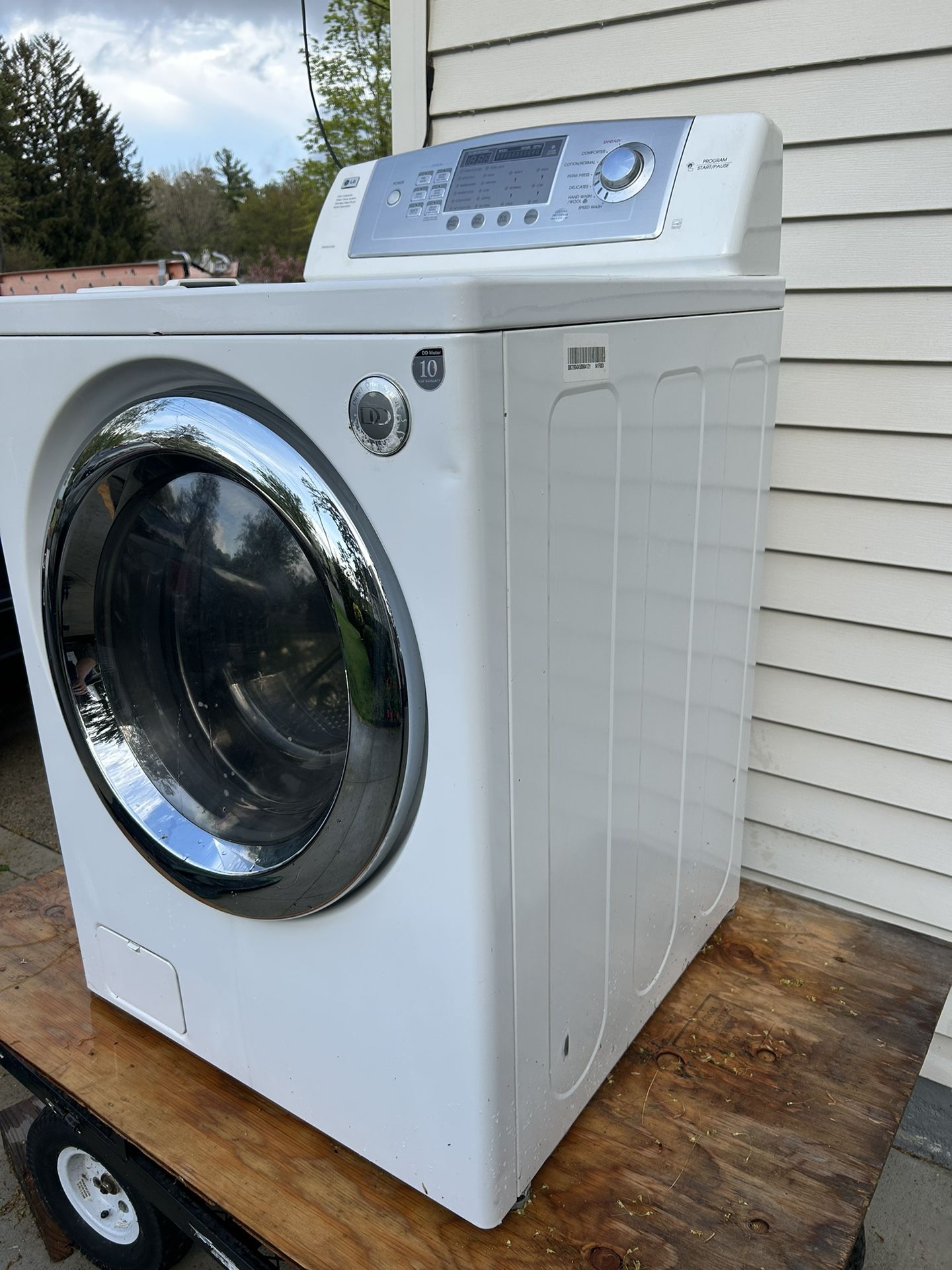 Fully Operational Washing Machine