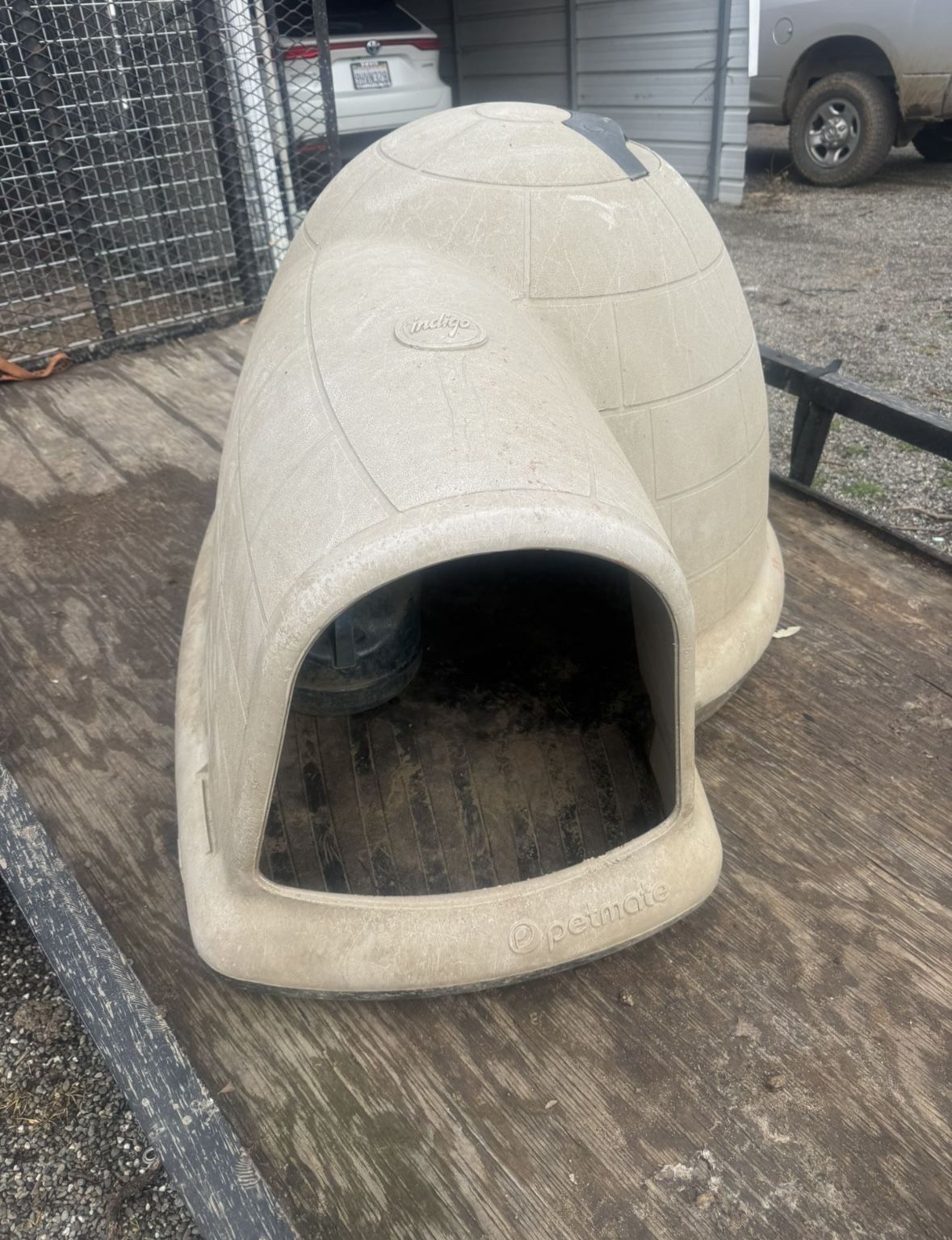 Igloo-Style Dog House