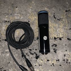 Sterling Microphone (w/ XLR cable) 