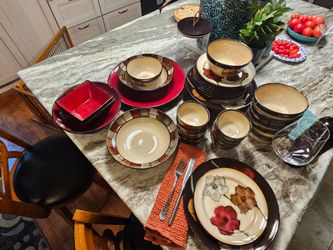 Stoneware dishes set of 8 with serving bowls & platter