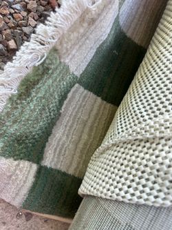 Rug