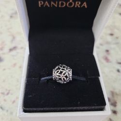 PANDORA CHARMS 