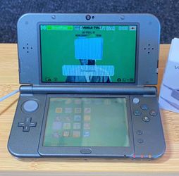 Nintendo 3DS XL Charger Gray With Charger