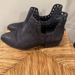 Gianni Bini Navy Blue Ankle Boots with Silver Accents Size 8.5