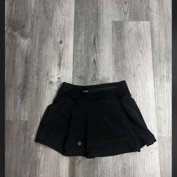 Women Lululemon Skirt