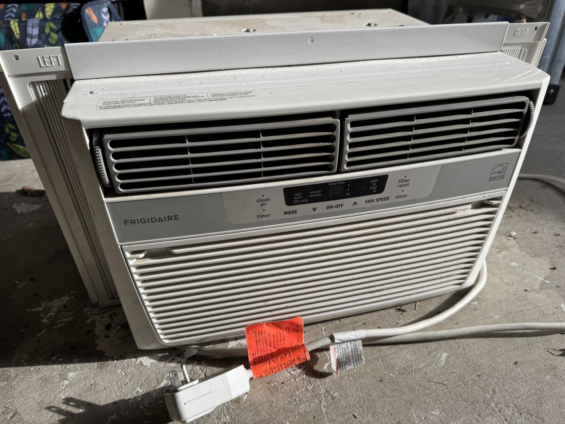 Frigidaire Window AC Unit