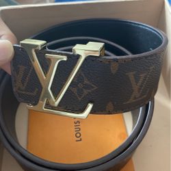 Brown Louis Vuitton Belt And Gucci Skinny Belt for Sale in Queens, NY -  OfferUp