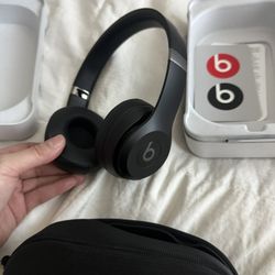 Beats Solo 4