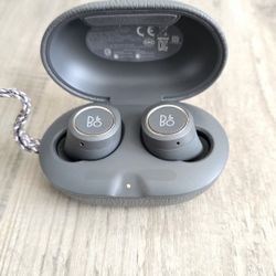 Bang & Olufsen Beoplay E8 Wireless Bluetooth Earbuds