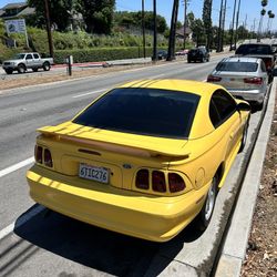 1998 Ford Mustang