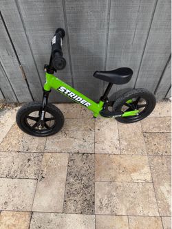 Strider 12’” Sport Green Balance Bike