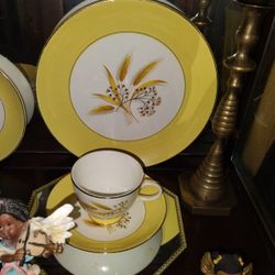 Yellow Wheat China Set