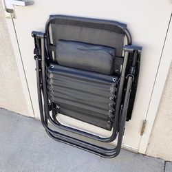 (NEW) $40 Foldable Outdoor Patio Zero Gravity Recliner Lounge Chair, Adjustable Headrest, Textilene Mesh